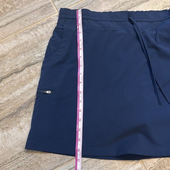 Coolibar Mendocino Women's  Navy  Travel Skort UPF 50+ Outdoor Active SZ Medium - Picture 13 of 13